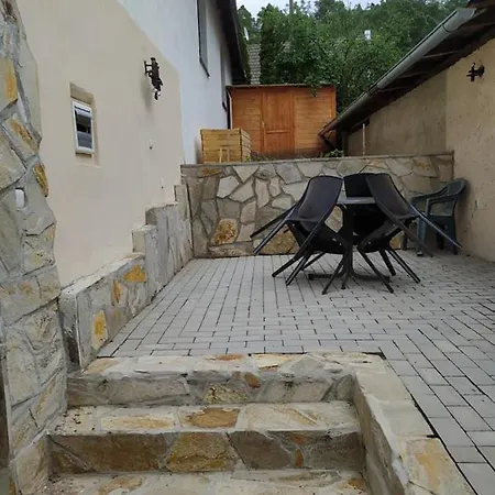 Ubytkomachac Apartment Stare Splavy