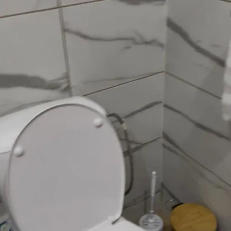 Ubytkomácháč