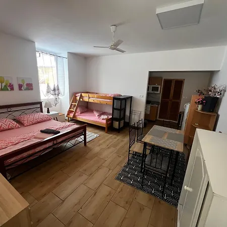Appartement Ubytkomachac Staré Splavy