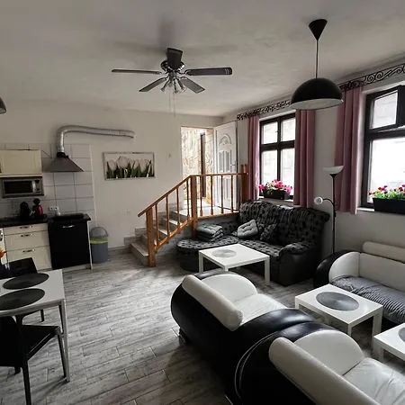 Apartment Ubytkomachac *