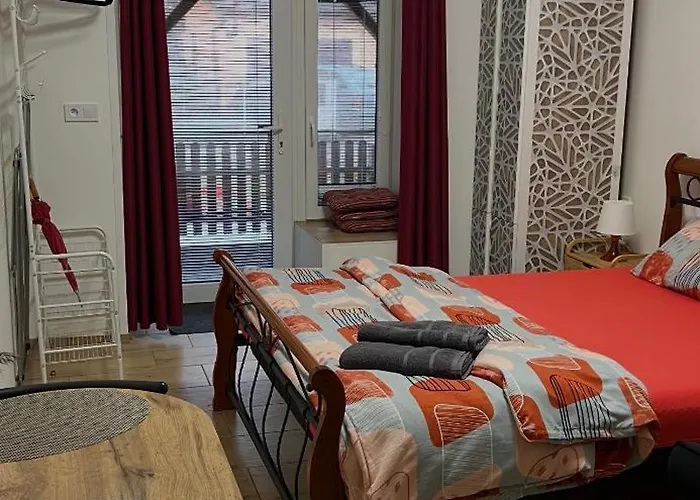 Appartamento Ubytkomácháč Staré Splavy
